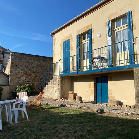 Studio Logis Les Roses Bourbon-lʼArchambault Exteriér fotografie