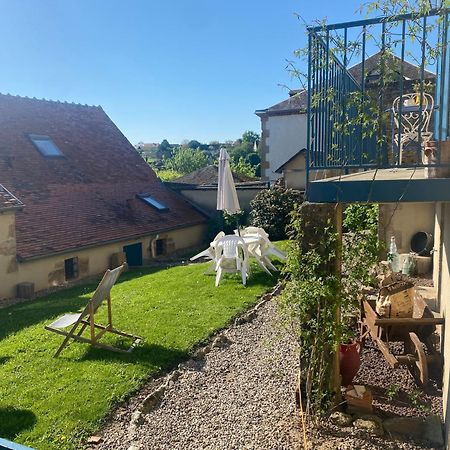 Studio Logis Les Roses Bourbon-lʼArchambault Exteriér fotografie
