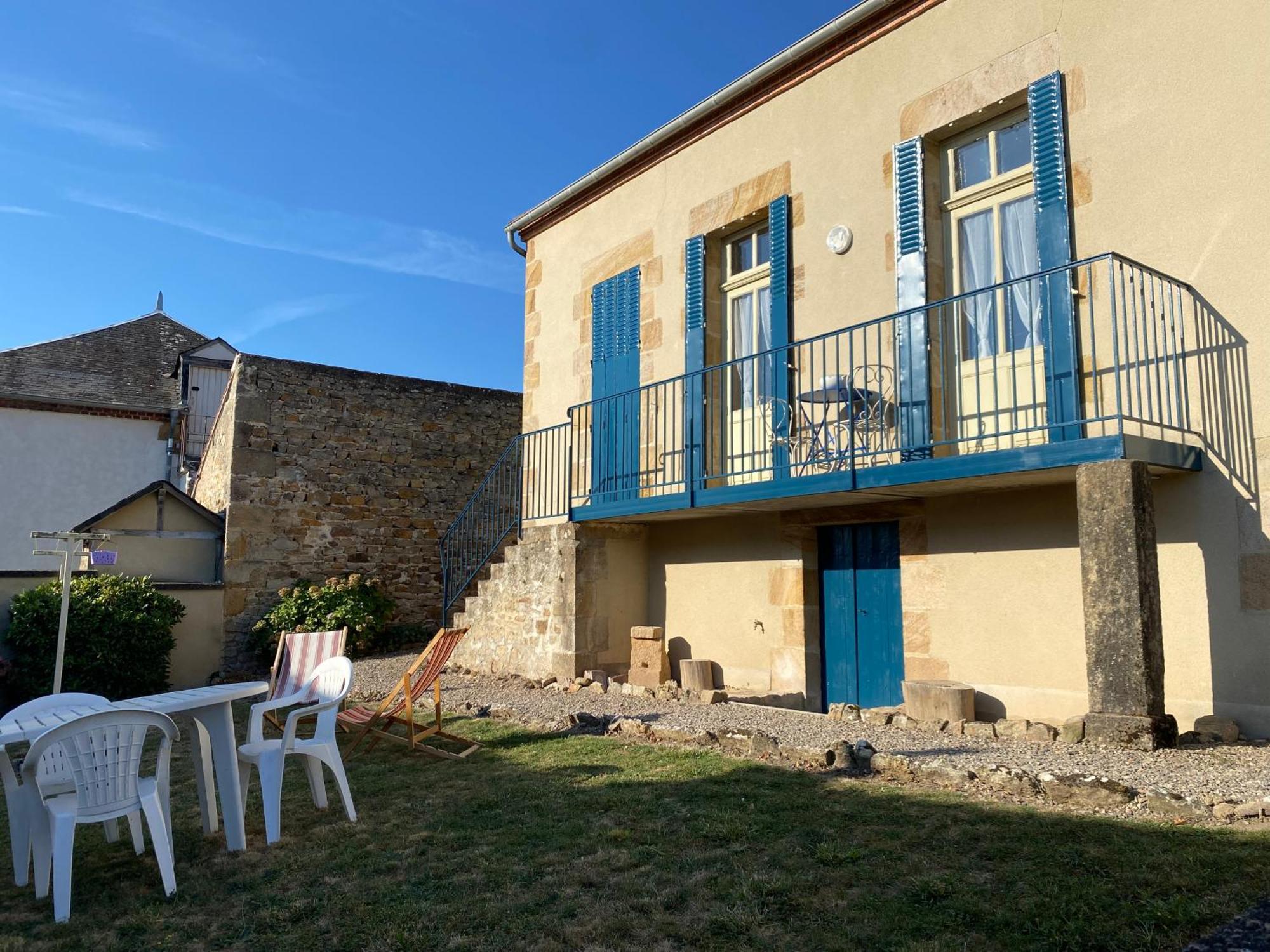 Studio Logis Les Roses Bourbon-lʼArchambault Exteriér fotografie